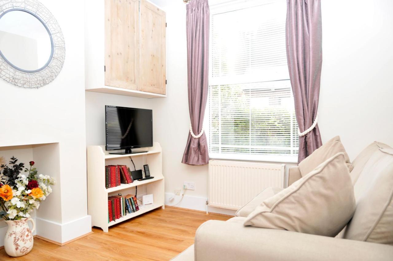 Villa Little Lane Alverstoke Esterno foto