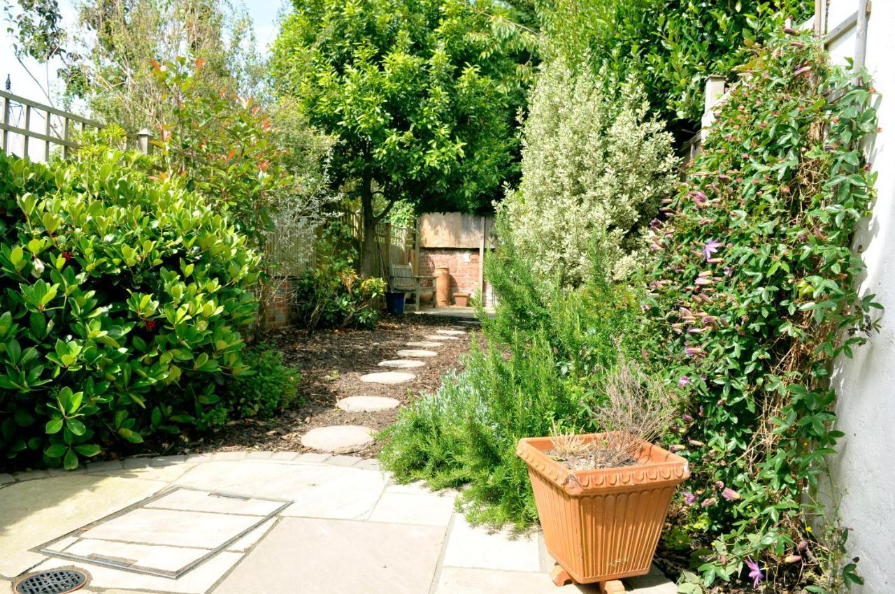 Villa Little Lane Alverstoke Esterno foto