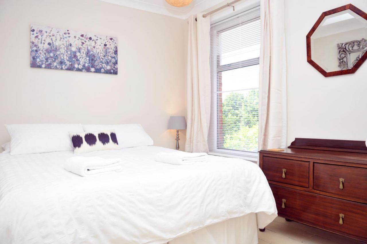 Villa Little Lane Alverstoke Esterno foto